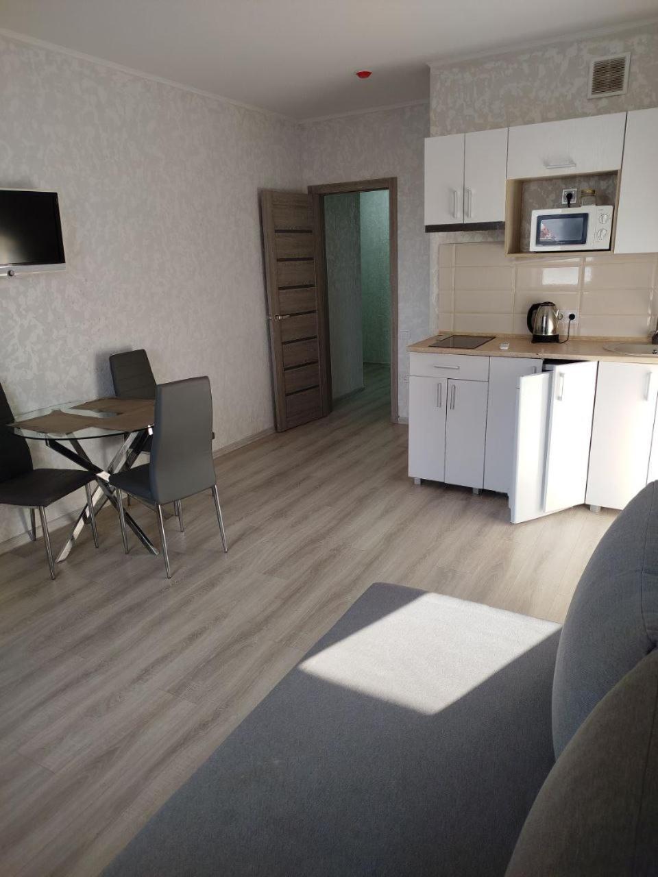 Apart-Hotel Sky Yuzhne Eksteriør billede