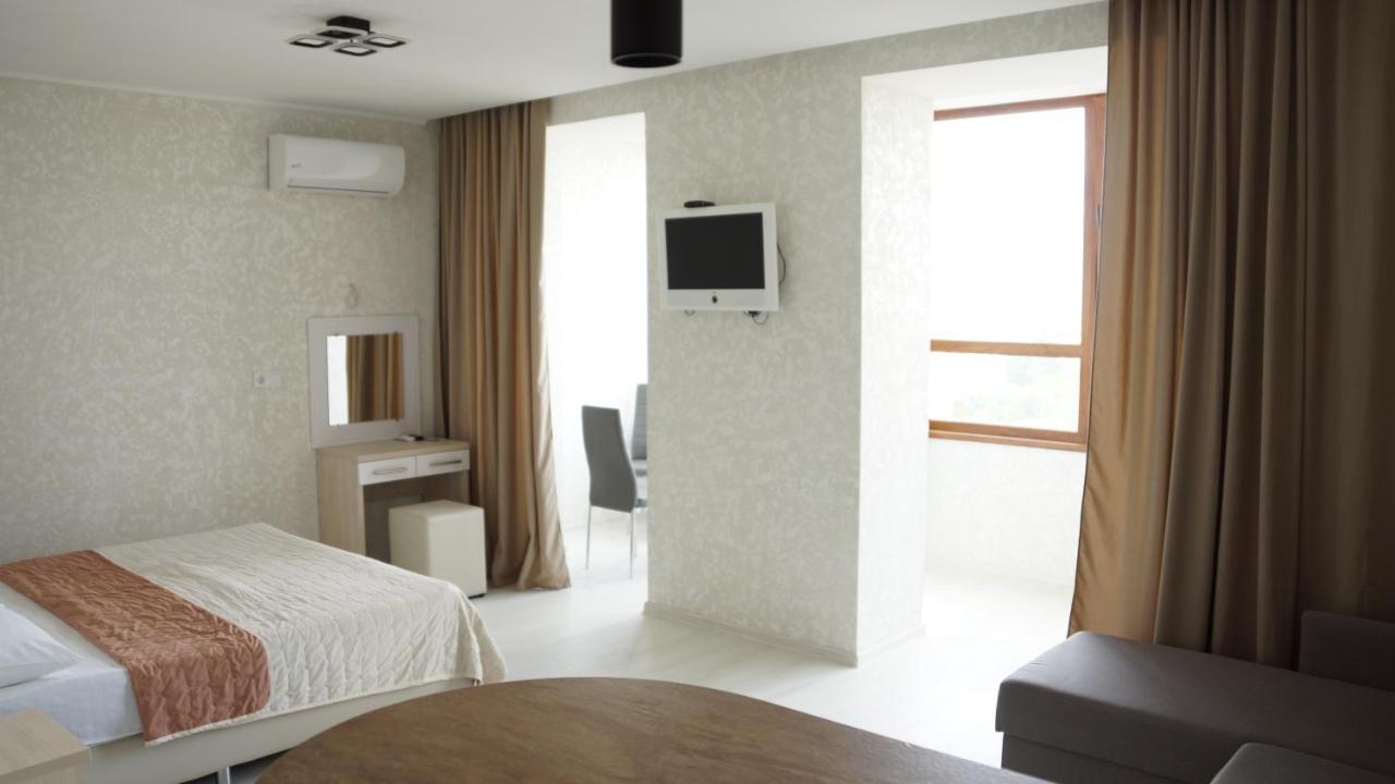 Apart-Hotel Sky Yuzhne Eksteriør billede